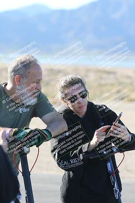 media/Jan-15-2026-Racers Edge (Thu) [[dfebeb70ab]]/1-Around the Pits-Track Walk/